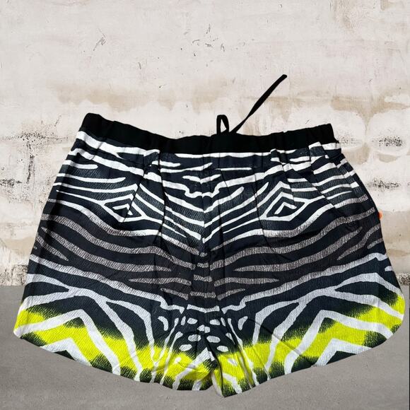 Line & Dot NWT Women's Neo Zebra Print Beaded Shorts - Size Medium - Picture 3 of 7